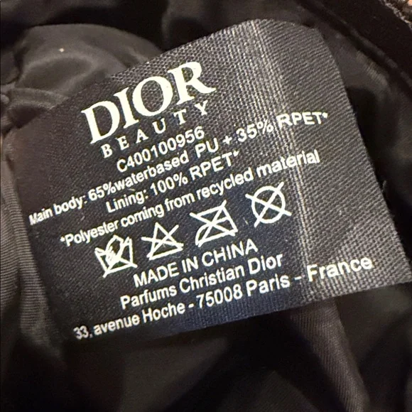 Dior Men's Black and Navy Toiletry Bag/SAUVAGE Mini parfum - Picture 6 of 16